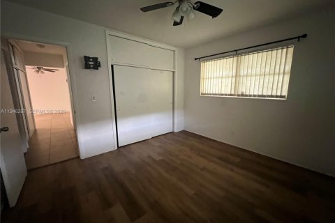 Купить кондоминиум в Холливуд, Флорида 2 спальни, 83.61м2, № 2010831 - фото 11