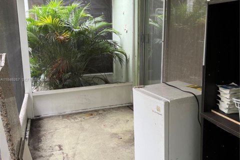 Купить кондоминиум в Холливуд, Флорида 2 спальни, 83.61м2, № 2010831 - фото 14