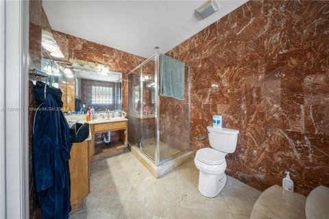 Villa ou maison à vendre à Miami, Floride: 3 chambres, 203.27 m2 № 1975693 - photo 14