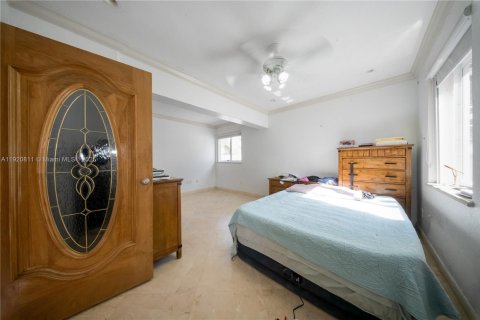 Villa ou maison à vendre à Miami, Floride: 3 chambres, 203.27 m2 № 1975693 - photo 11