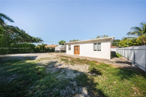 Villa ou maison à vendre à Miami, Floride: 3 chambres, 203.27 m2 № 1975693 - photo 2