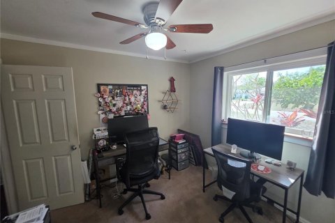 House in Sarasota, Florida 3 bedrooms, 122.63 sq.m. № 2341639 - photo 9
