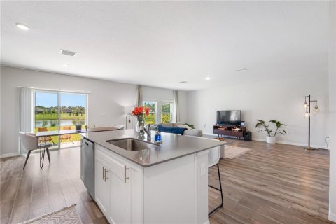 Villa ou maison à louer à Fish Hawk, Floride: 4 chambres, 213.68 m2 № 2428692 - photo 14