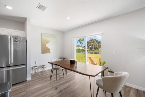 Villa ou maison à louer à Fish Hawk, Floride: 4 chambres, 213.68 m2 № 2428692 - photo 11