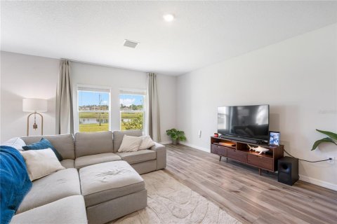 Villa ou maison à louer à Fish Hawk, Floride: 4 chambres, 213.68 m2 № 2428692 - photo 10