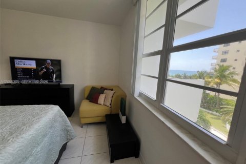 Copropriété à vendre à Miami Beach, Floride: 1 chambre, 65.03 m2 № 2259865 - photo 17