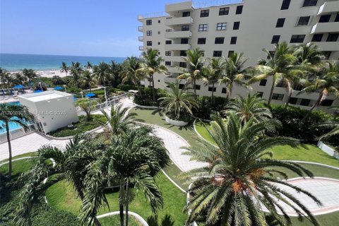 Copropriété à vendre à Miami Beach, Floride: 1 chambre, 65.03 m2 № 2259865 - photo 5