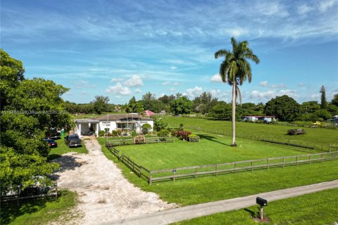Casa en venta en Davie, Florida, 3 dormitorios, 157.84 m2 № 2039422 - foto 16