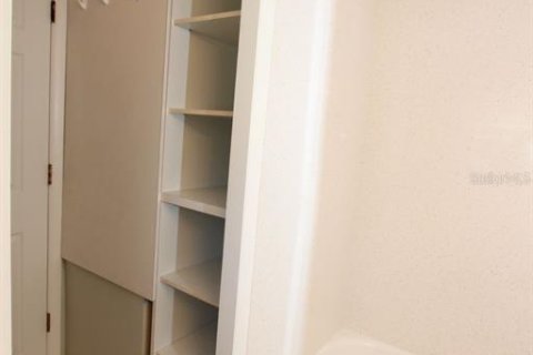 Condo in Tampa, Florida, 2 rooms  № 1773630 - photo 16