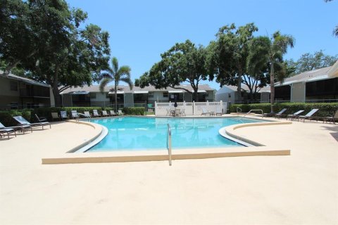 Condo in Tampa, Florida, 2 rooms  № 1773630 - photo 27