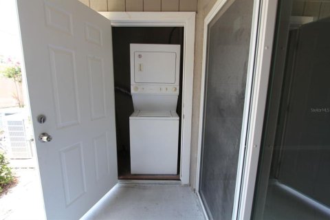 Condo in Tampa, Florida, 2 rooms  № 1773630 - photo 20