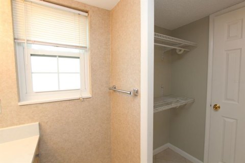 Condo in Tampa, Florida, 2 rooms  № 1773630 - photo 18