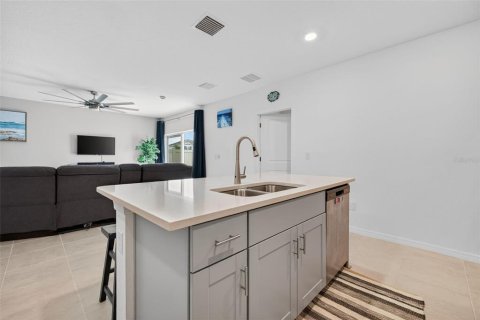 Villa ou maison à vendre à Palmetto, Floride: 5 chambres, 229.47 m2 № 1916221 - photo 13