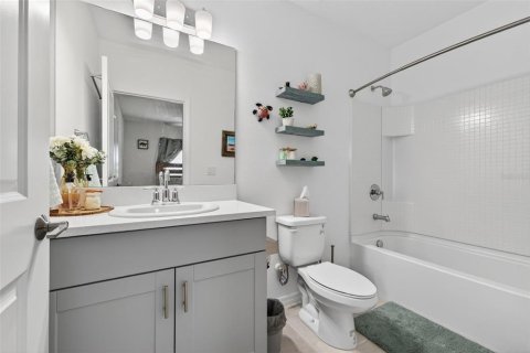 Villa ou maison à vendre à Palmetto, Floride: 5 chambres, 229.47 m2 № 1916221 - photo 16