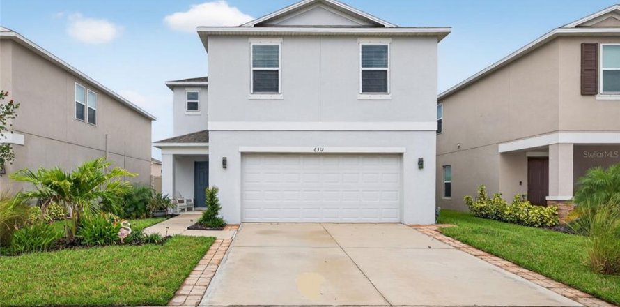Villa ou maison à Palmetto, Floride 5 chambres, 229.47 m2 № 1916221