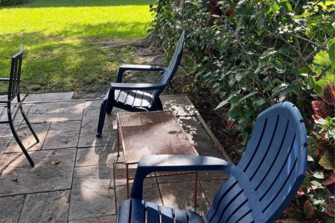 Condo in Deerfield Beach, Florida, 1 bedroom  № 2044140 - photo 8