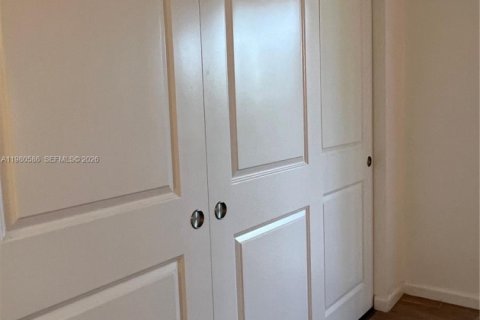 Condo in Deerfield Beach, Florida, 1 bedroom  № 2044140 - photo 13