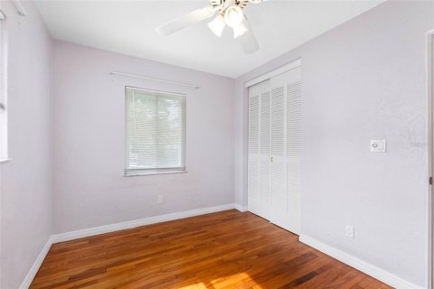 Casa en alquiler en Saint Petersburg, Florida, 3 dormitorios, 139.35 m2 № 1908393 - foto 6