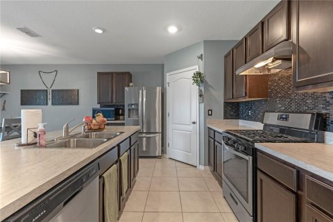 Casa en venta en Leesburg, Florida, 4 dormitorios, 173.45 m2 № 1857643 - foto 8