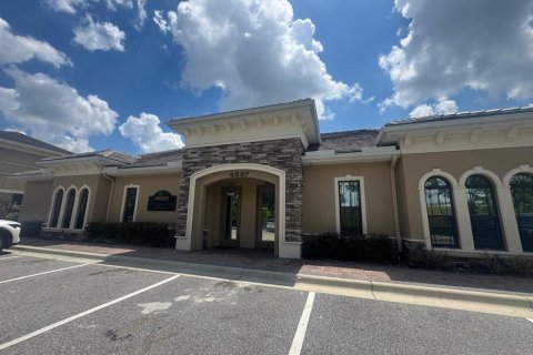 Propiedad comercial en alquiler en Orlando, Florida, 376.16 m2 № 1912441 - foto 1