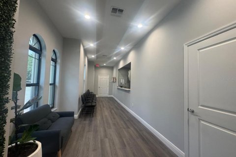 Propiedad comercial en alquiler en Orlando, Florida, 376.16 m2 № 1912441 - foto 6
