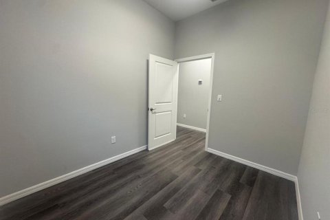 Propiedad comercial en alquiler en Orlando, Florida, 376.16 m2 № 1912441 - foto 10