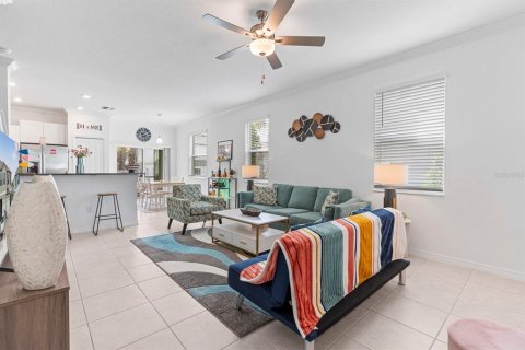 Adosado en venta en Zephyrhills, Florida, 2 dormitorios, 143.16 m2 № 2091841 - foto 9