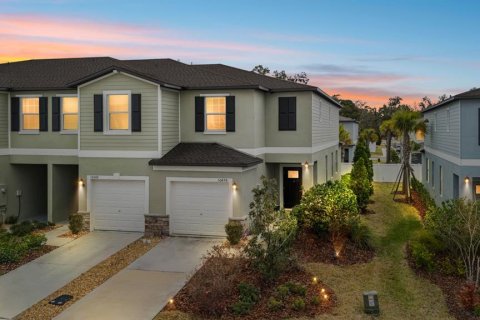 Adosado en venta en Zephyrhills, Florida, 2 dormitorios, 143.16 m2 № 2091841 - foto 3