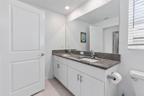 Adosado en venta en Zephyrhills, Florida, 2 dormitorios, 143.16 m2 № 2091841 - foto 19