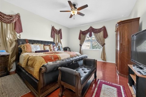 Casa en venta en Apopka, Florida, 4 dormitorios, 282.33 m2 № 2381034 - foto 19