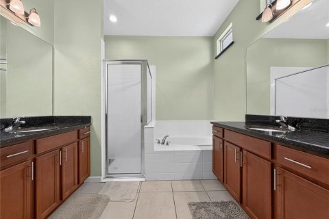 Casa en venta en Apopka, Florida, 4 dormitorios, 282.33 m2 № 2381034 - foto 23