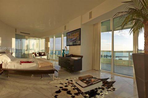 Купить кондоминиум в Майами, Флорида 4 спальни, 532.33м2, № 1982277 - фото 16