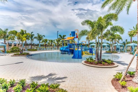 Townhouse in SOLARA RESORT in Kissimmee, Florida 5 bedrooms, 213.12 sq.m. № 1220443 - photo 4