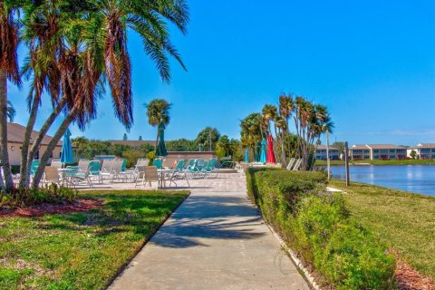 Condo in Saint Petersburg, Florida, 2 bedrooms  № 1802291 - photo 29
