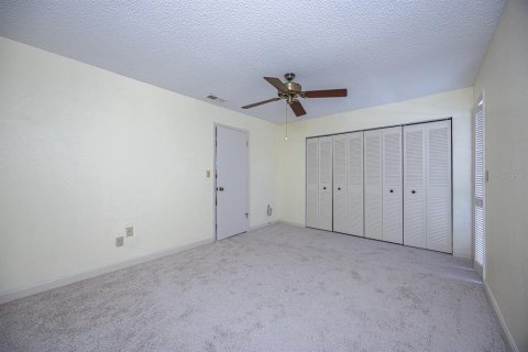 Condo in Saint Petersburg, Florida, 2 bedrooms  № 1802291 - photo 19
