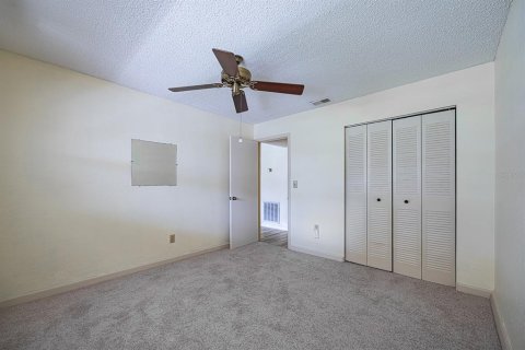Condo in Saint Petersburg, Florida, 2 bedrooms  № 1802291 - photo 15