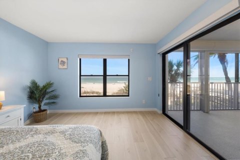 Купить кондоминиум в Индиан-Рокс-Бич, Флорида 3 комнаты, 118.45м2, № 2099439 - фото 13
