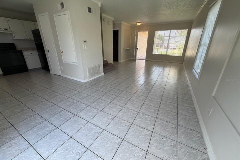 Villa ou maison à vendre à Orlando, Floride: 3 chambres, 120.59 m2 № 2415285 - photo 5