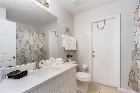 Villa ou maison à louer à Cape Coral, Floride: 3 chambres, 144.65 m2 № 2330544 - photo 16