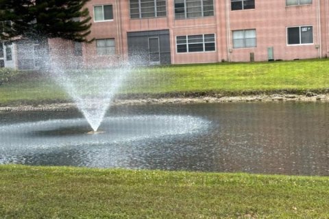 Copropriété à vendre à Sunrise, Floride: 1 chambre, 59.46 m2 № 1934015 - photo 29