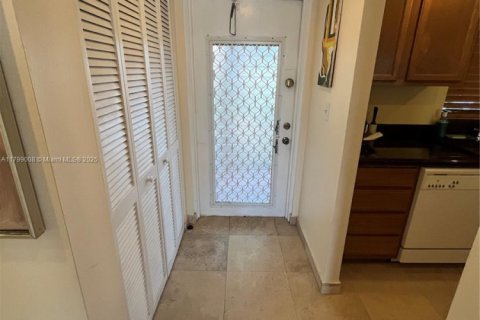 Copropriété à vendre à Sunrise, Floride: 1 chambre, 59.46 m2 № 1934015 - photo 3