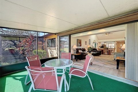 Condo in New Port Richey, Florida, 2 bedrooms № 2099004 - photo 28