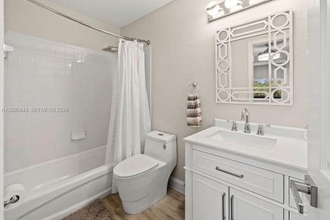 Condo in Hutchinson Island South, Florida, 3 bedrooms № 2367640 - photo 20