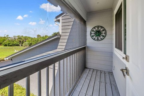 Condo in Hutchinson Island South, Florida, 3 bedrooms № 2367640 - photo 19