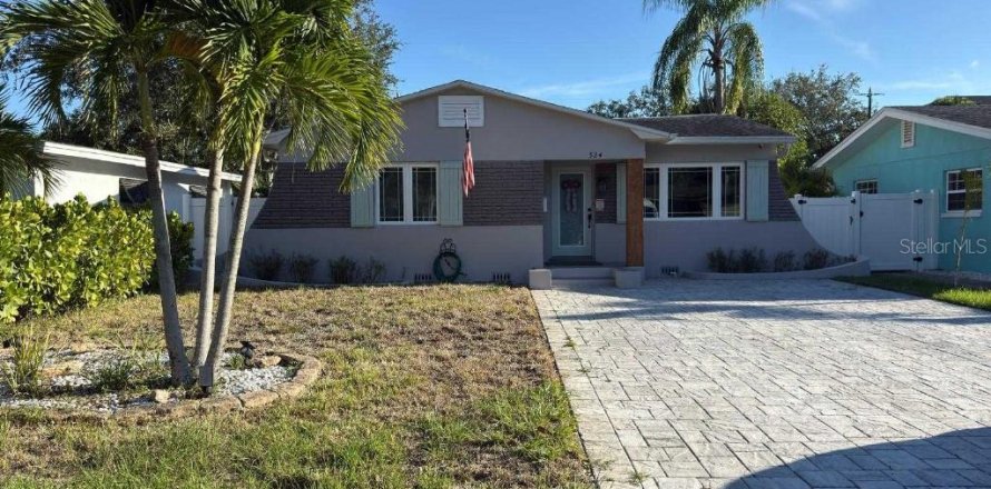 Villa ou maison à Saint Petersburg, Floride 2 chambres, 102.94 m2 № 2413577