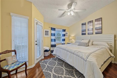 Touwnhouse à vendre à Redington Shores, Floride: 2 chambres, 114.92 m2 № 2413935 - photo 23