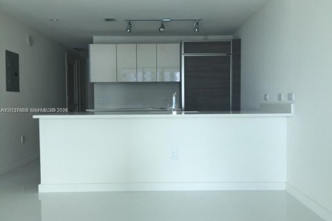 Снять в аренду кондоминиум в Майами, Флорида 2 спальни, 111.02м2, № 2155040 - фото 2