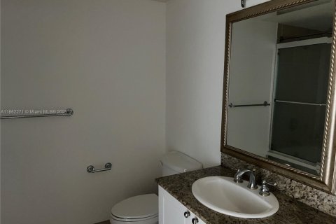 Condo in Aventura, Florida, 1 bedroom  № 1890471 - photo 6