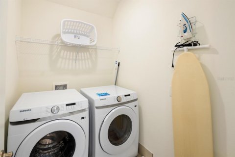Adosado en venta en Kissimmee, Florida, 3 dormitorios, 143.53 m2 № 1907209 - foto 25