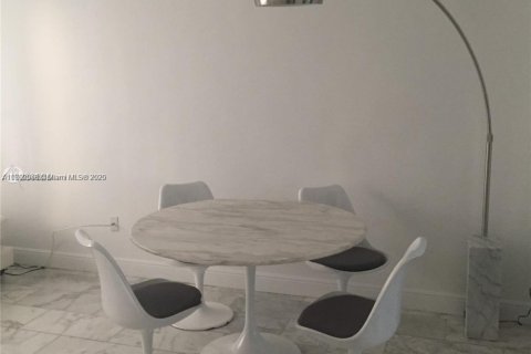 Copropriété à vendre à Miami Beach, Floride: 1 chambre, 45.06 m2 № 1937591 - photo 2